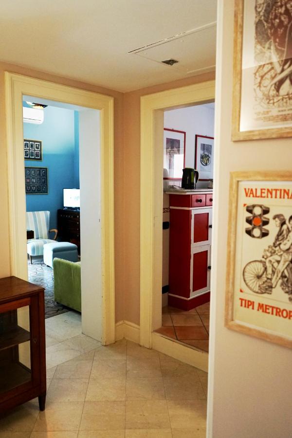 Appartamento Di Fronte Al Mare By Apulia Accommodation 바리 외부 사진
