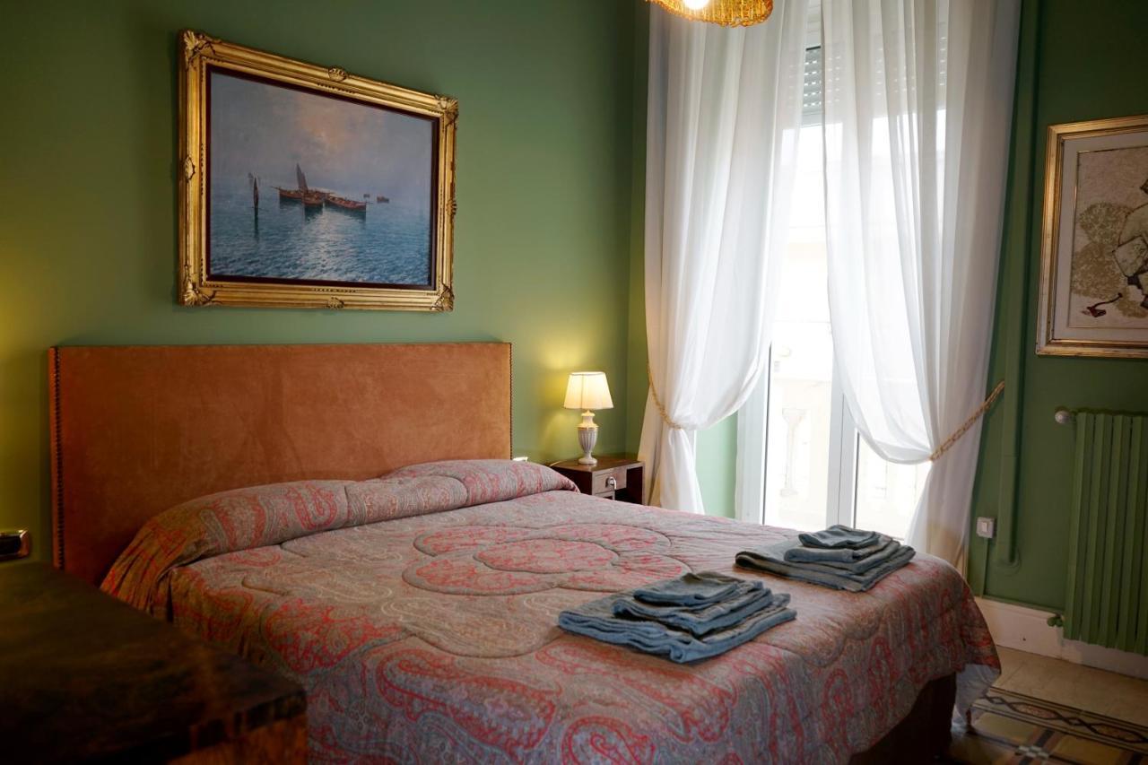 Appartamento Di Fronte Al Mare By Apulia Accommodation 바리 외부 사진