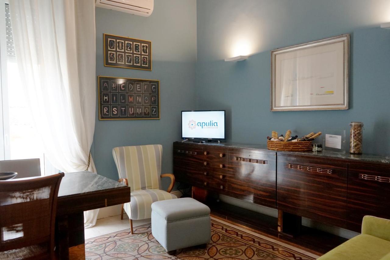 Appartamento Di Fronte Al Mare By Apulia Accommodation 바리 외부 사진