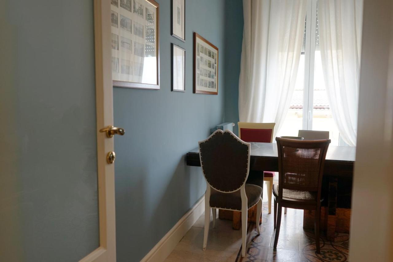 Appartamento Di Fronte Al Mare By Apulia Accommodation 바리 외부 사진