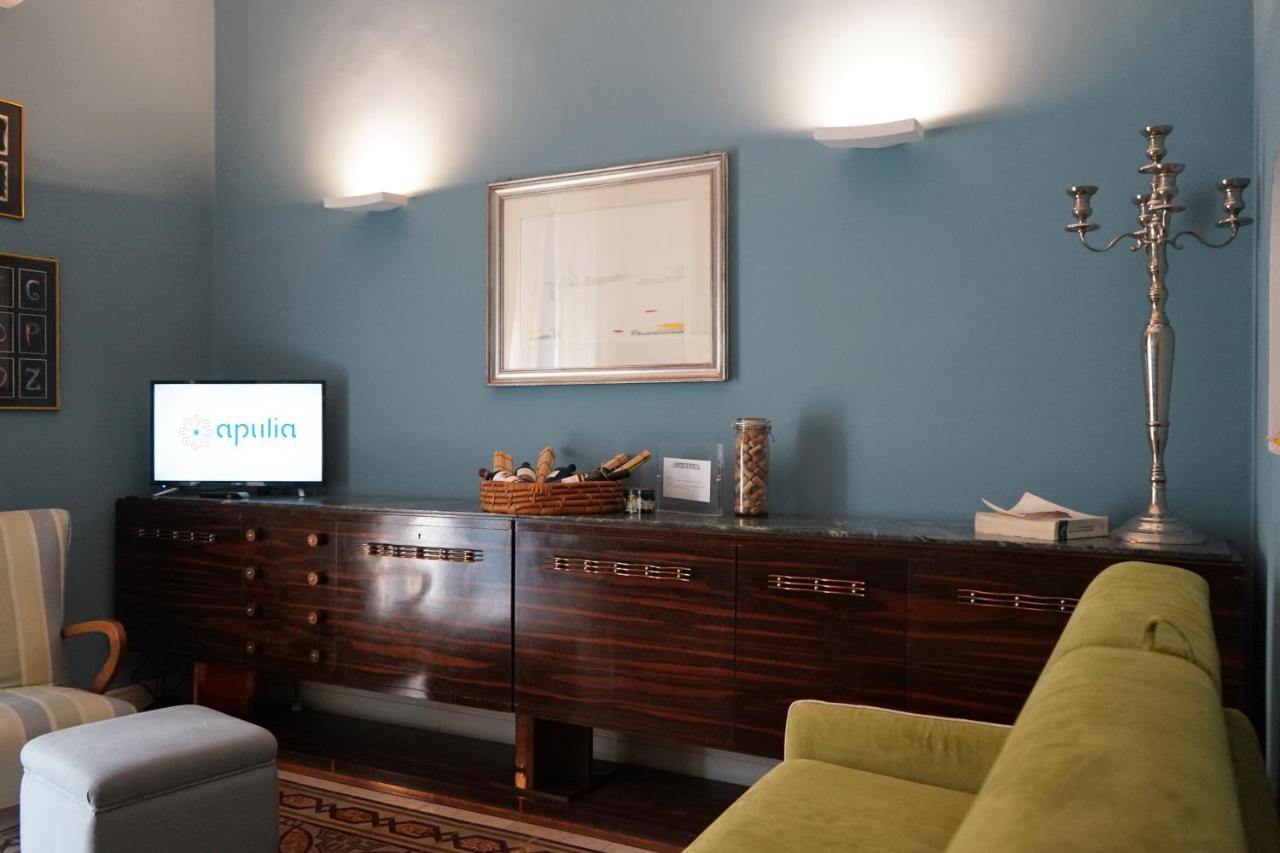 Appartamento Di Fronte Al Mare By Apulia Accommodation 바리 외부 사진